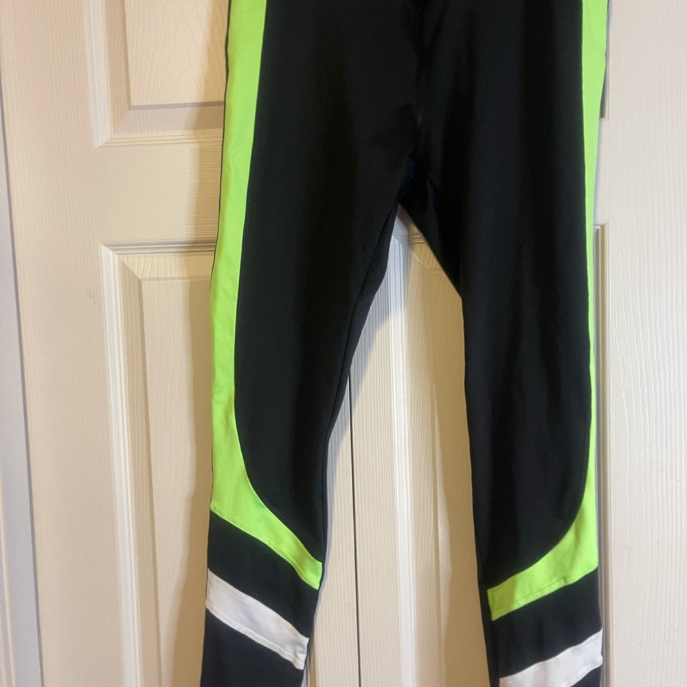 VS Pink Cozy CRISS CROSS waist leggings Large